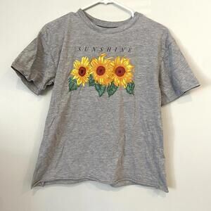 sunshine lettered sunflower picture gray t-shirt women’s small